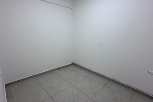 4082F7.jpg