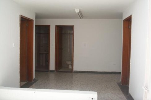 001904F6.jpg