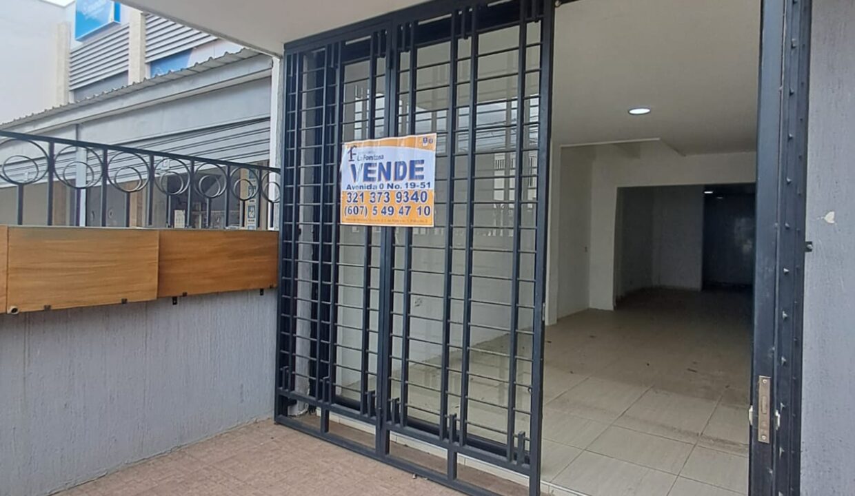 V4004.jpg